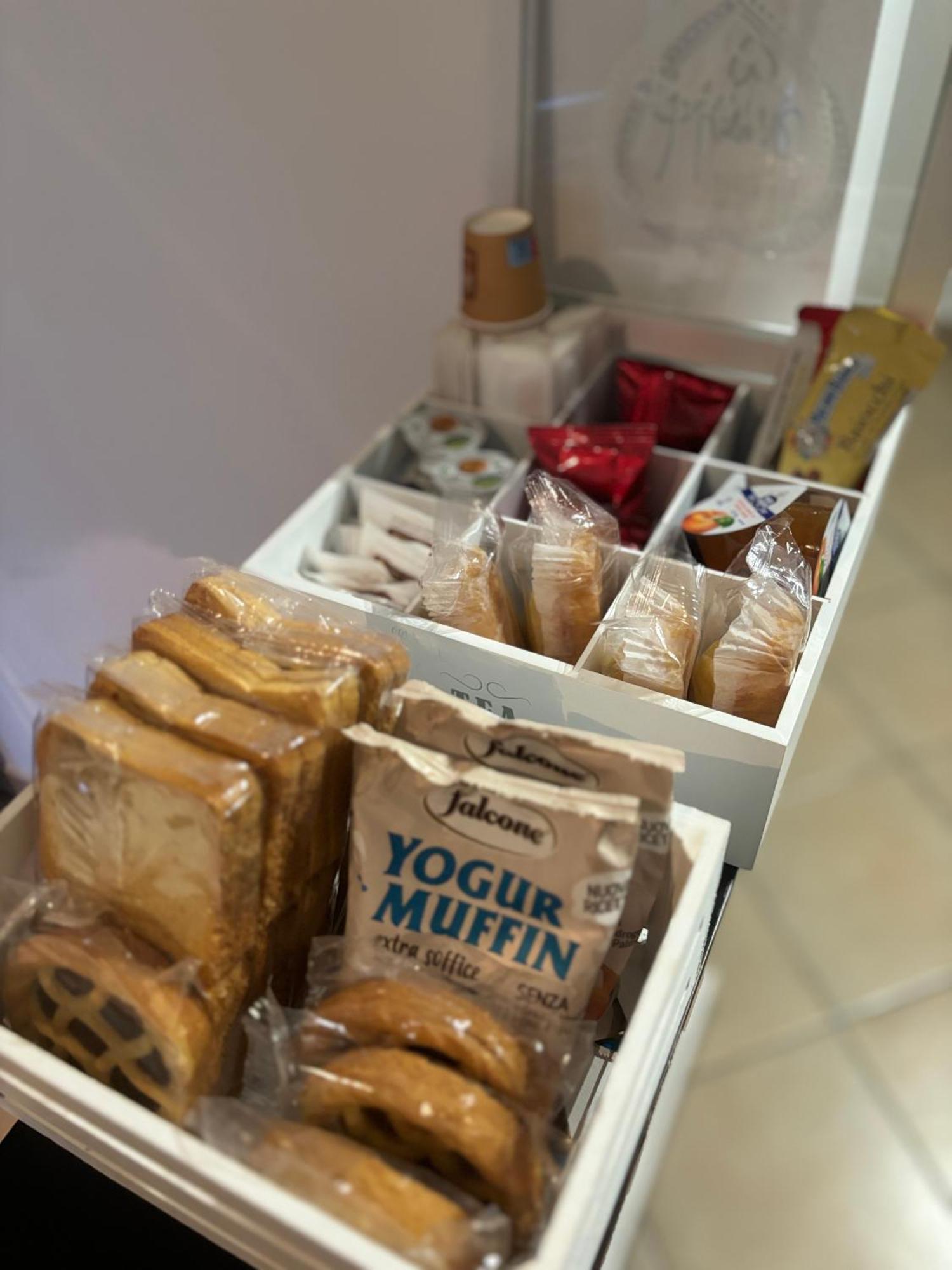 F&G Airport Stay フィウミチーノ エクステリア 写真