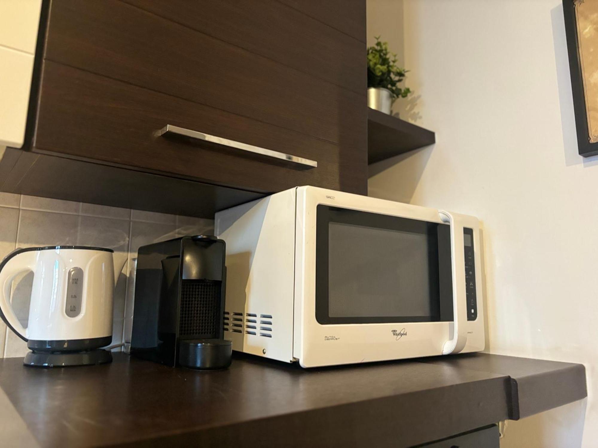 F&G Airport Stay フィウミチーノ エクステリア 写真